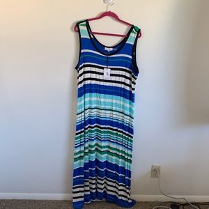Striped Calvin Klein dress size 1X perfect for warm temperatures!